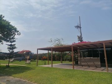 Se Vende Amplia Casa De Campo En Cañete Imperial