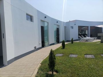 Se Vende Amplia Casa De Campo En Cañete Imperial