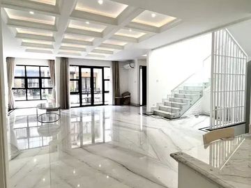 Rumah Townhouse Kemang Spek Sultan Siap Huni