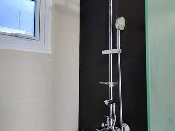 RENT TO OWN Condo unit at TRION TOWERS BGC near SM AURA MOVE in as fast as 30days 800K cash out only