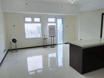 RENT TO OWN Condo unit at TRION TOWERS BGC near SM AURA MOVE in as fast as 30days 800K cash out only
