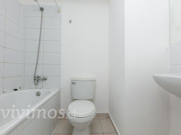 1 Dormitorio + 1 Baño en Estación Central, Metro las Rejas.