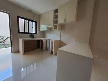New Townhouses in Antipolo Valley for Sale