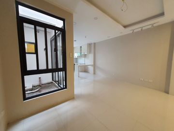 New Townhouses in Antipolo Valley for Sale