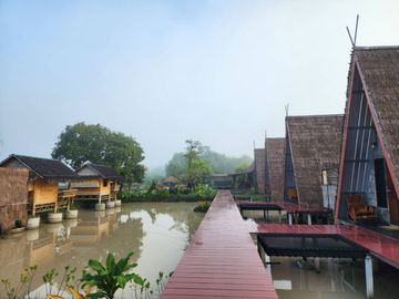 Eco Resort with potential for 20 bedrooms in Rayong