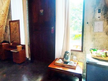 Eco Resort with potential for 20 bedrooms in Rayong