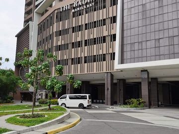 Condo for Sale 1Bedroom Lease to Own Promo in 10years No INTEREST NO DP  at  Radiance Manila Bay near MOA and US Embassy