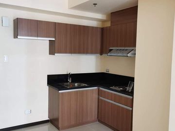 Condo for Sale 1Bedroom Lease to Own Promo in 10years No INTEREST NO DP  at  Radiance Manila Bay near MOA and US Embassy
