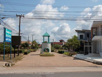 Lovely residence on Mae Ramphung beach.