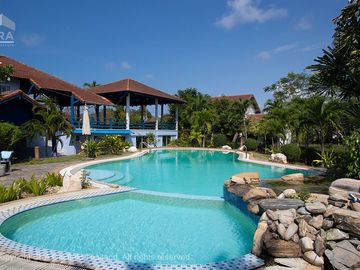 Lovely residence on Mae Ramphung beach.