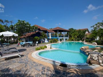Lovely residence on Mae Ramphung beach.