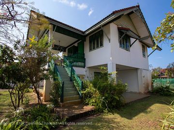 Lovely residence on Mae Ramphung beach.