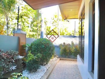 FOR SALE Fully Furnished House and Lot in Ridgewood Heights Residential Estates Tagaytay City, Cavite - SH80