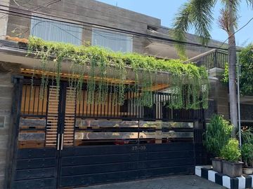 DIJUAL RUMAH MANYAR KARTIKA BESAR MEWAH 2,5LT DEKAT MERR KERTAJAYA SHM
