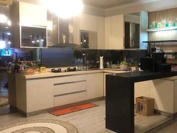 DIJUAL RUMAH MANYAR KARTIKA BESAR MEWAH 2,5LT DEKAT MERR KERTAJAYA SHM