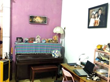 Rumah 2 Lantai Strategis di Harapan Indah Bekasi