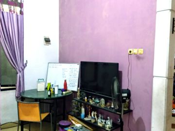 Rumah 2 Lantai Strategis di Harapan Indah Bekasi