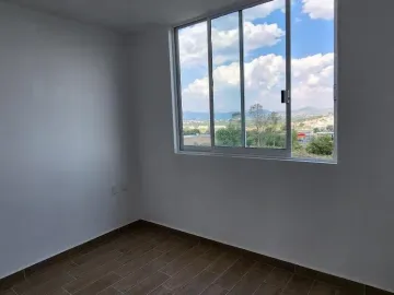 Casa Nueva en Venta, 3 Pisos Fracc. Camino Real, Mineral de La Reforma, Hidalgo.