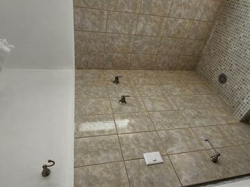 Casa Nueva en Venta, 3 Pisos Fracc. Camino Real, Mineral de La Reforma, Hidalgo.