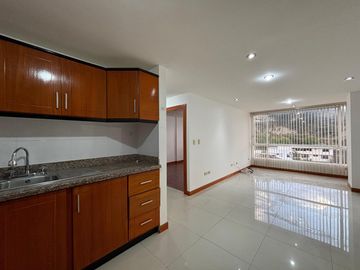 Suite central en venta cerca al estadio Av. Marañon