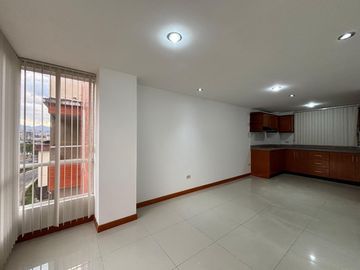 Suite central en venta cerca al estadio Av. Marañon