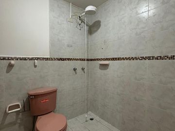 Suite central en venta cerca al estadio Av. Marañon