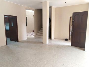 Amplia Villa Sur de Guayaquil VENDO de oportunidad.  ciudadela cerrada