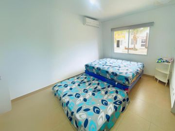 VENTA DE CASA EN URBANIZACIÓN PLAYA VILLAGE - KM 11.5 VÍA A DATA (ANNY)