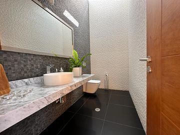 🏡☀️ HERMOSA CASA CON AMPLIOS AMBIENTES Y ZONAS SOCIALES DE LUJO