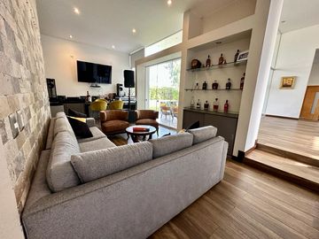 🏡☀️ HERMOSA CASA CON AMPLIOS AMBIENTES Y ZONAS SOCIALES DE LUJO