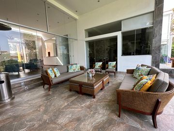 🏡☀️ HERMOSA CASA CON AMPLIOS AMBIENTES Y ZONAS SOCIALES DE LUJO