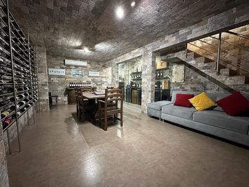 🏡☀️ HERMOSA CASA CON AMPLIOS AMBIENTES Y ZONAS SOCIALES DE LUJO