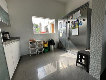🏡☀️ HERMOSA CASA CON AMPLIOS AMBIENTES Y ZONAS SOCIALES DE LUJO