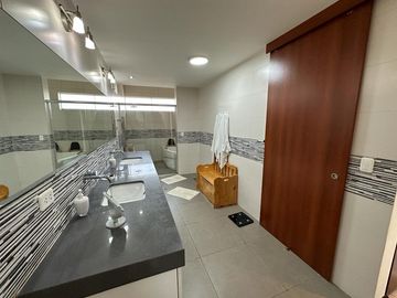 🏡☀️ HERMOSA CASA CON AMPLIOS AMBIENTES Y ZONAS SOCIALES DE LUJO