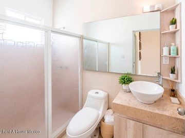 Aquiere tu nuevo hogar en Armonía con la Naturaleza y cerca de todo   23-11LP~