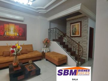 CASA DE VENTA EN LAS CRUCITAS, AV. ALEJANDRO CASTRO BENITEZ, PROVIDENCIA, MACHALA