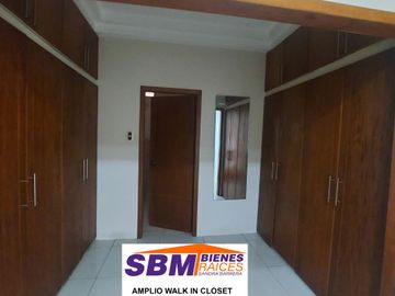 CASA DE VENTA EN LAS CRUCITAS, AV. ALEJANDRO CASTRO BENITEZ, PROVIDENCIA, MACHALA