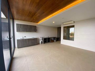 7XX The Reef Mactan Residences
