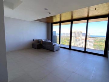 7XX The Reef Mactan Residences