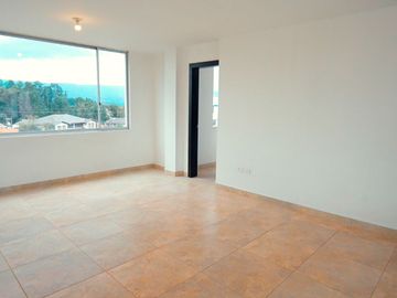 Casa en venta, Sangolquí valle de los chillos Urb. Molinos de viento