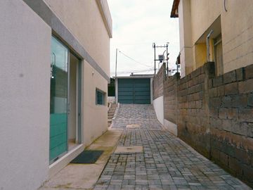 Casa en venta, Sangolquí valle de los chillos Urb. Molinos de viento