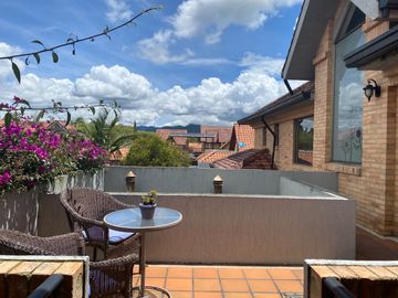 CASA EN VENTA CAJICA