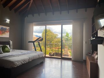 CASA EN VENTA CAJICA