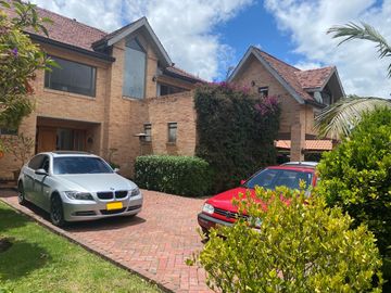 CASA EN VENTA CAJICA