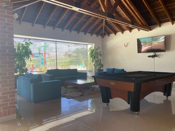 CASA EN VENTA CAJICA