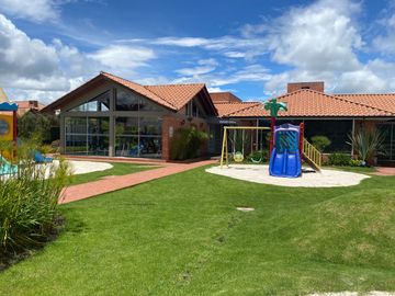 CASA EN VENTA CAJICA