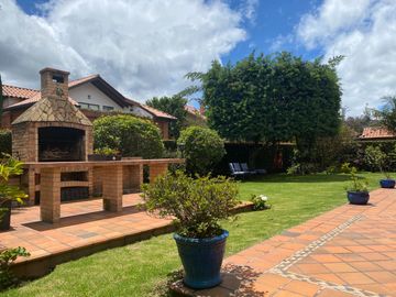 CASA EN VENTA CAJICA