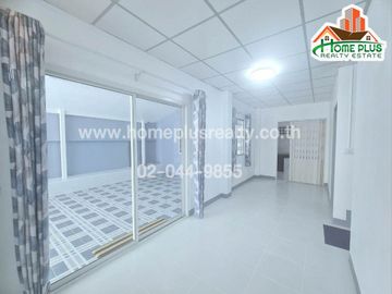 หมู่บ้านพงษ์ศิริชัย2 ซอยเพชรเกษม85 (รีโนเวท) ใกล้ดูโฮมเพชรเกษม