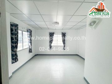 หมู่บ้านพงษ์ศิริชัย2 ซอยเพชรเกษม85 (รีโนเวท) ใกล้ดูโฮมเพชรเกษม