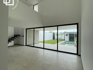 Casa en venta lista para entrega equipada con alberca en Temozón